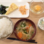 トーコーキッチン - ジャーマンオムレツ 副菜二品 豚汁 ご飯