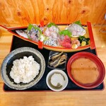 ゆうまん丸食堂 - 船定食(網元舟盛定食) 1,800円(税込)