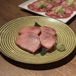 歌舞伎町焼肉 一頭や - 