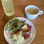 Blue Garden - ドリンク、スープ、サラダ類(食べ放題)