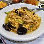 逸品火鍋 四季海岸 - 豚肉と胡瓜、玉子の炒め980円（ランチは、ご飯、味玉、惣菜ほか、食べ放題）