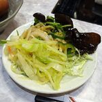 逸品火鍋 四季海岸 - 豚肉と胡瓜、玉子の炒め980円（ランチは、ご飯、味玉、惣菜ほか、食べ放題）