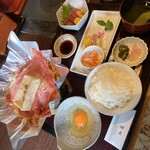 近江肉せんなり亭 伽羅 - 久しぶりのご馳走www
      普段は“チャ〜ラ〜”イチ推しww
      