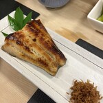 山与し鮨 - これもセットの銀だら西京焼き。焼き加減が絶妙！