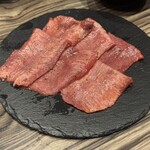 焼肉 ジャンボ - 