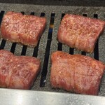 焼肉 ジャンボ - 