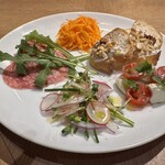 PIZZA SALVATORE CUOMO & GRILL - 