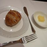 レストラン ラッセ - 【クルミのパン】◎2014/8