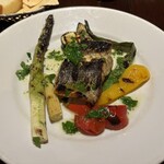 ブラチェリア デリツィオーゾ イタリア - 本日のお魚スズキの香ばしいパリ皮まで美味しい超一流の素揚げ素材バツグンの上品な風味✨