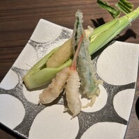 和 is 魯菴 - 