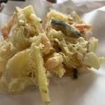 やまびこ - かき揚げハーフ。