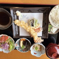 活伊勢海老料理 中納言 神戸三宮本店 - 