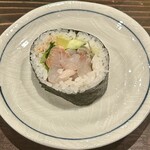 元祖居酒屋 がってん八兵衛 - 海鮮巻　断面