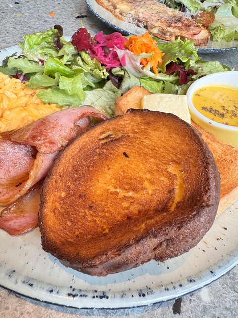 朝ごはん 伝統と洗練が交差する築地のリラックス空間！築地の朝を私らしく