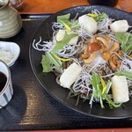 そば処みよし - 揚げもちそば、冷たい、大盛り。