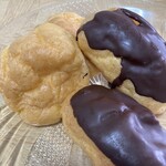 やおきパン - クリームが素朴なんです