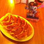 壱角家 蔵前店 - 濃厚魚介つけ麺 大 熱盛り麺 ＆ 肉汁餃子 12個