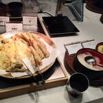 レストラン&バー タイドテーブル シオミ - 