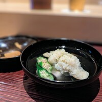 一座建立 - ③「翡翠茄子と天草産ハモのお吸い物」