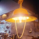 RAMEN HITONI YASASHIKU - 店内