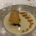 メゾン フジヤ ハコダテ - 