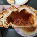パン工房 麦の里 - ミートデニッシュ(断面)