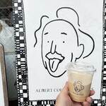 Albert Coffee Roasters - アイスラテ