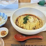 中華そば麦右衛門 - 汁なし担担麺 ご飯付き