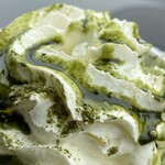 松原の片桐製菓 - クリームもたっぷり