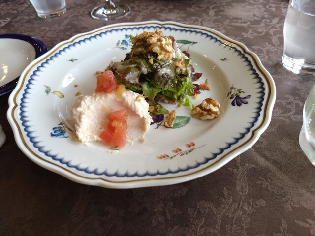 ラ キュイジーヌフランセーズ シキ （la cuisine francaise