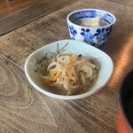 常衛門食堂 - 付け合わせの小鉢2品