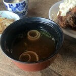 常衛門食堂 - 赤だしのお味噌汁