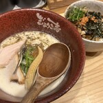 魚介味噌白湯 ぎょっこ志 - 