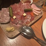 ルバーブ - お肉屋さんのお惣菜盛り合わせ(コース外)