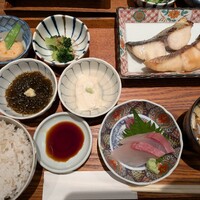 魚とおばんざい 泉士 - 