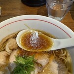 ラーメン屋 トイ・ボックス - スープ