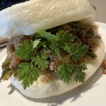 NAZOBAO - クラッシックパオ　　　　　　　　　　　　　　　　　豚煮込み/キャラメルピーナッツ/漬物