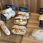 しばぱん - 店内(午前中)