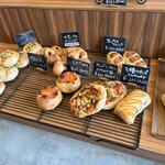 しばぱん - 店内(午前中)