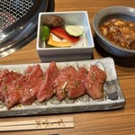 飛騨牛一頭家 馬喰一代 KITTE大阪 - 