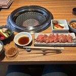 飛騨牛一頭家 馬喰一代 KITTE大阪 - 網焼きランチ150g ➕てっちゃん