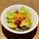 GULF’s transit table - サラダ