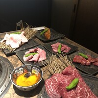 個室焼肉 さんびょうし 別邸 - 