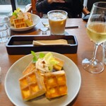 フラワーカフェ BLOOMY'S - 