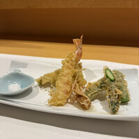 鮨 玉かがり 天ぷら 玉衣 - 