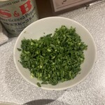 焼豚らーめん じゅんこ - 別皿提供のニラ！