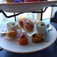 DINING & BAR TABLE 9 TOKYO - 