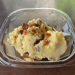 CERCLE - ブルーチーズとアーモンド入り　ジャガイモのサラダ