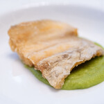 館山美食倶楽部 - 2025.6 太刀魚フリット そら豆の酸辣ソース