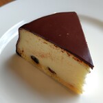 髙柳珈琲店 - チョコレート包みのチーズケーキ